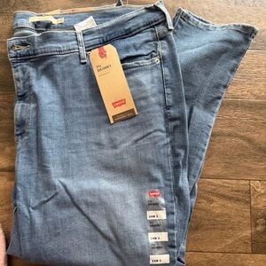Levi's Women's Skinny Jeans — Light Blue Denim